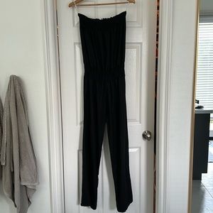 Small black jumpsuit linen